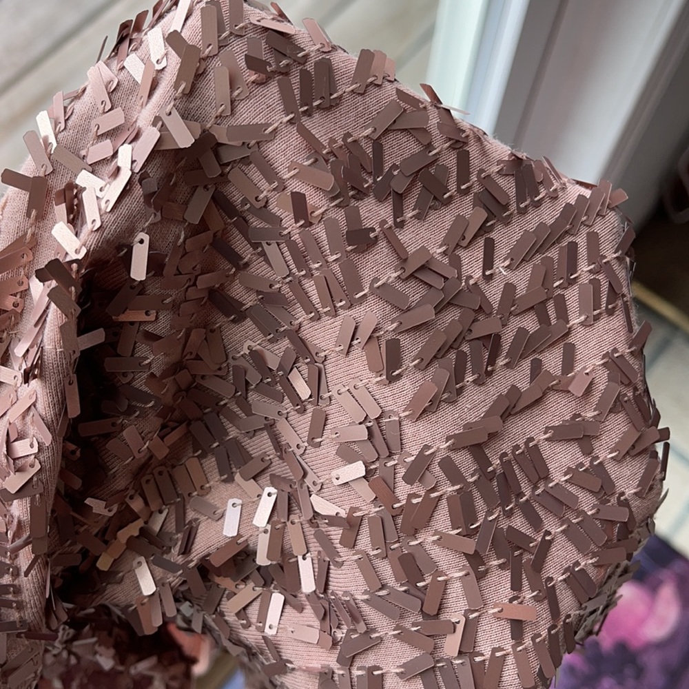 Rose Gold Sequins Apt 9 tank top size M - Picture 4 of 4